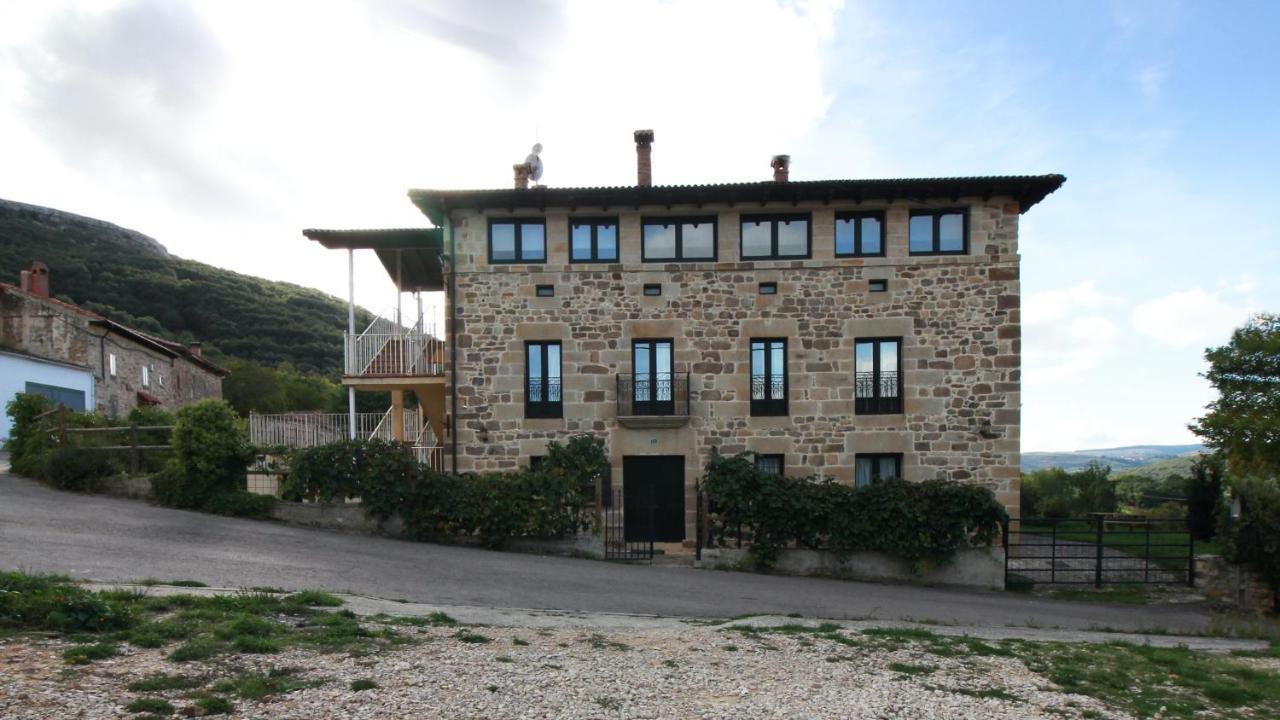 La Romanika De Fellini San Martin de Elines Bagian luar foto
